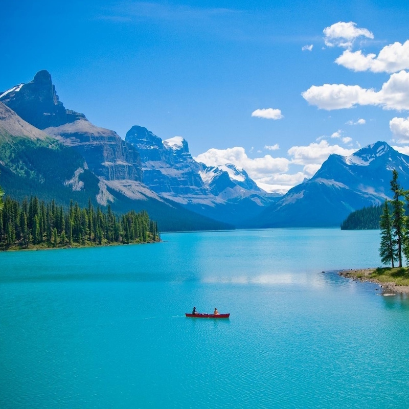 Maligne Lake